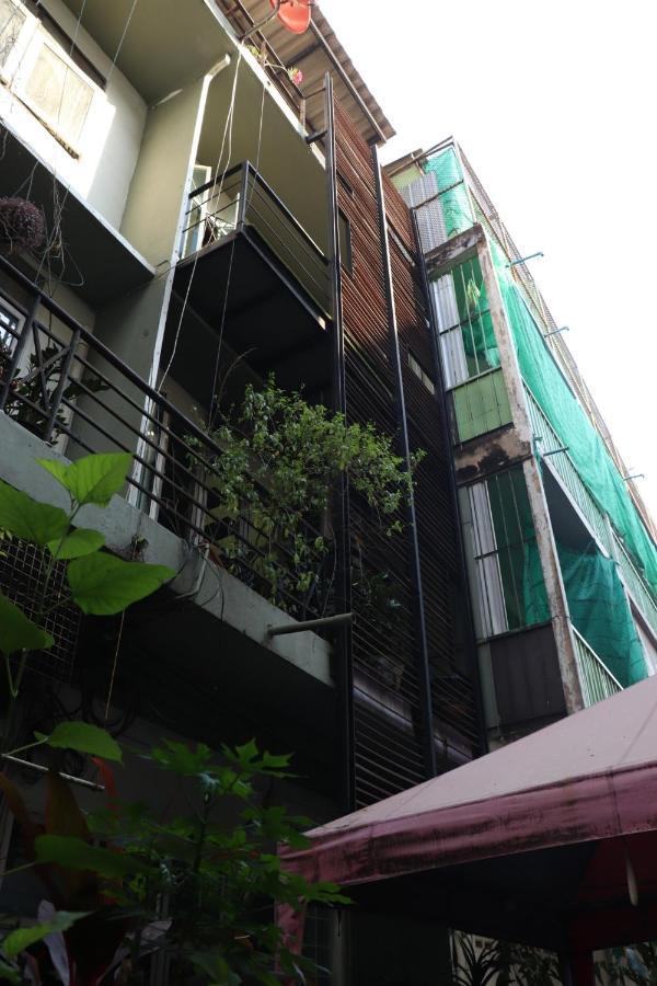 Nbh.@ Prannok Apartment Bangkok Luaran gambar