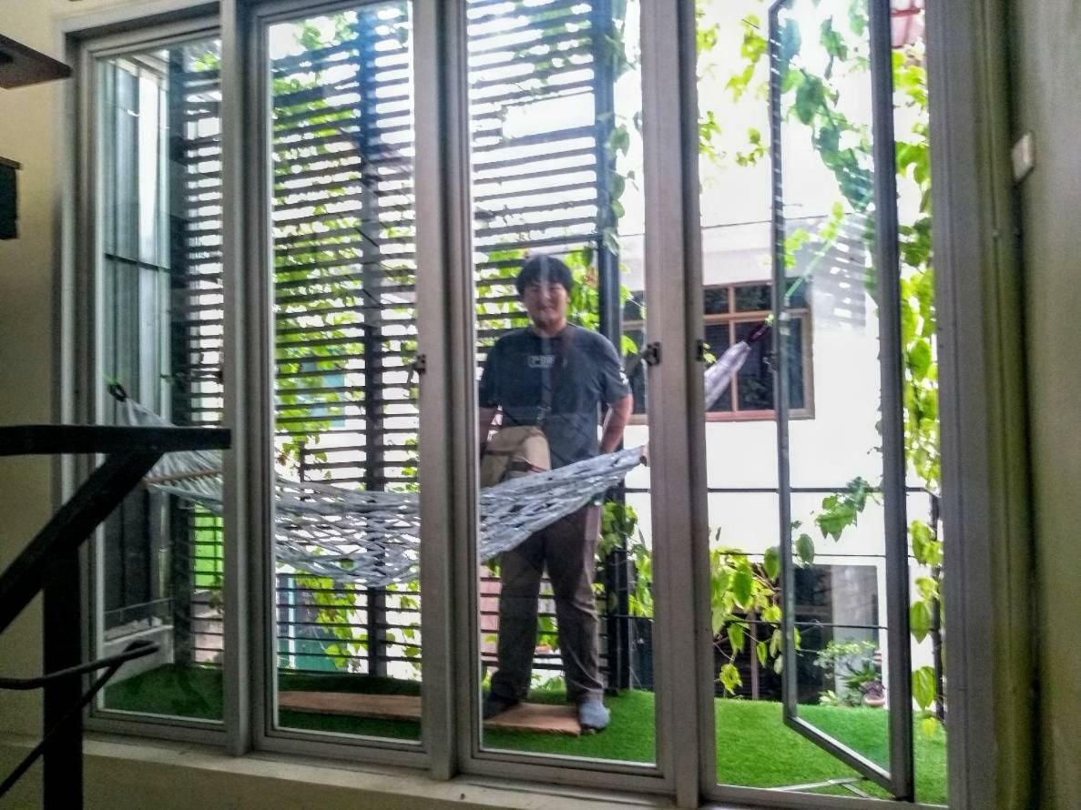 Nbh.@ Prannok Apartment Bangkok Luaran gambar